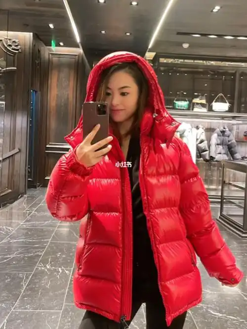 2022秋冬蒙口moncler新色中国红羽绒服女