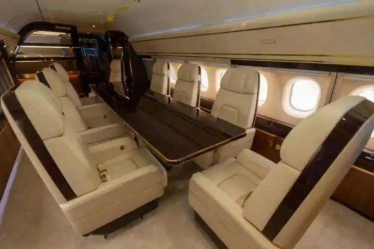 公务机,医疗机……国产arj21飞机4款衍生机型首次同台亮相_航空_航线