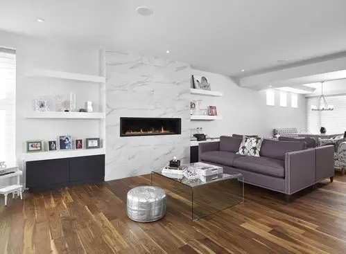 地板,目前几种常见的叫法有pvc/lvt/lvp/wpc/spc/vinylfloor/vinyl