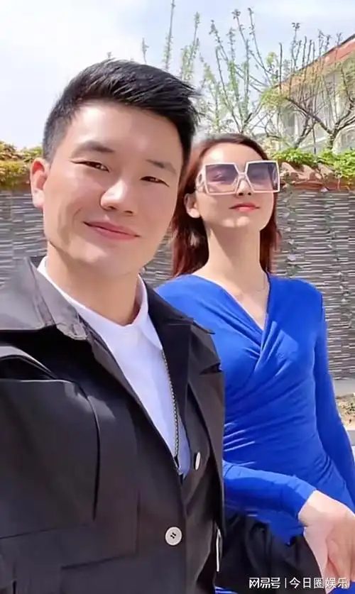 谢孟伟与妻子已离婚他的视频里就说明了一切