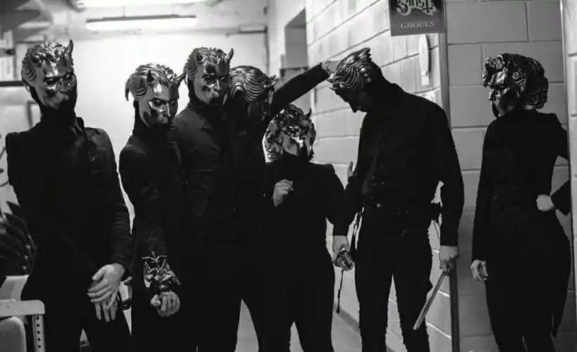 ghost  #摇滚乐队  #乐队  ghost bc乐队是来自瑞典的一支重金属乐队