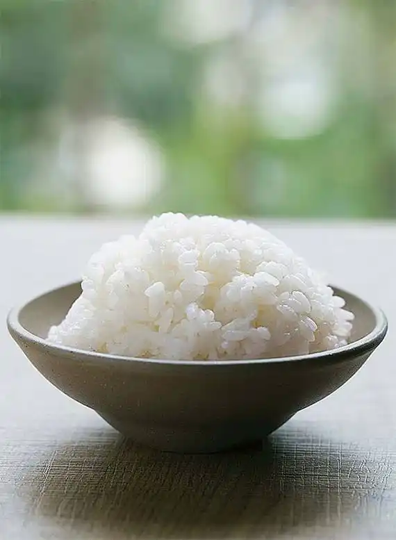 一碗米饭多少卡(一碗米饭多少卡路里一瓶可乐是多少)