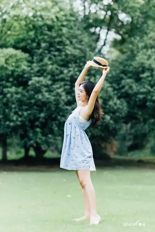 单人人像拍照记住12个拍照姿势动作拍照看起来自然舒服好看