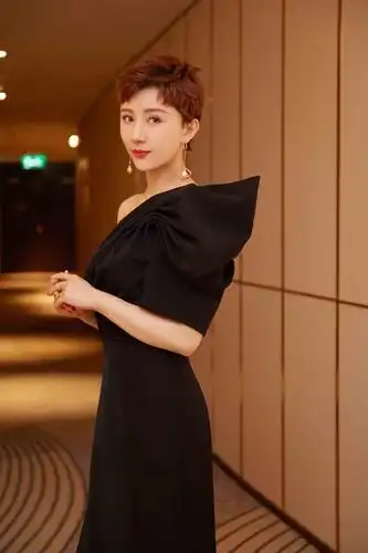 2019第十届澳门国际电视节盛大开幕周庭伊荣获最佳女配角