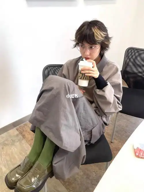 跟着淘宝买家秀学穿搭的·day 1