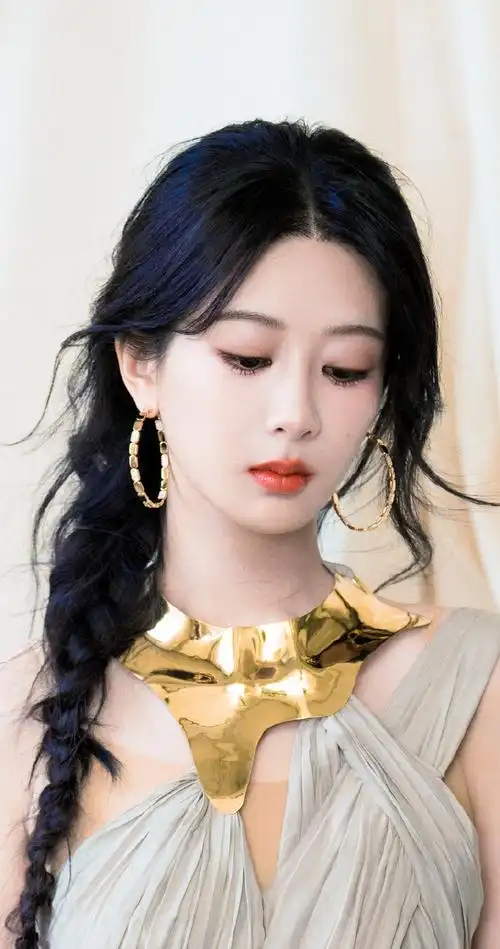 杨紫壁纸x费加罗