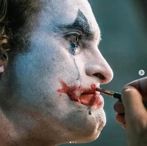 《小丑》5大戳心暗黑金句:是我想太多,还是这世界越来越疯狂