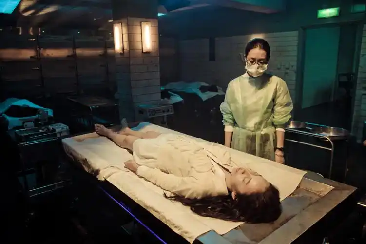 让人晦气但是值得尊敬的工作殡仪馆化妆师