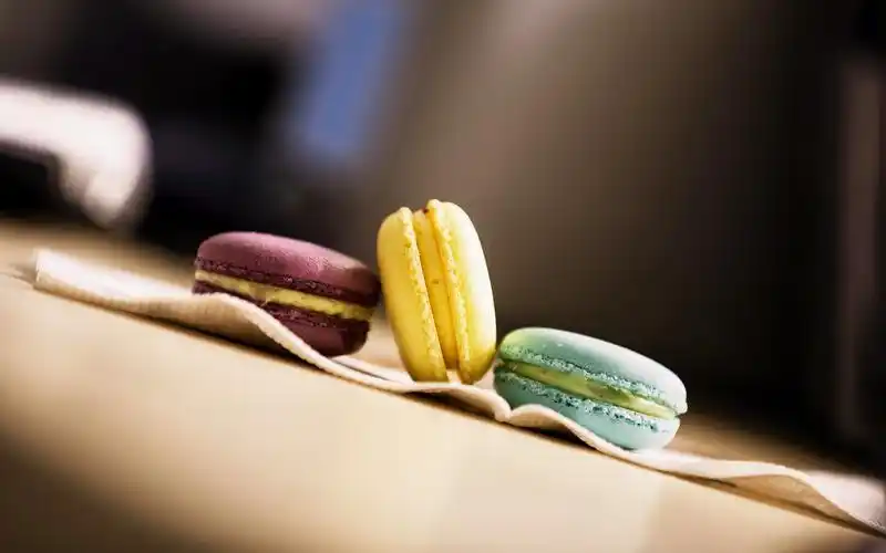 小清新清秀好看的马卡龙蛋糕高清壁纸