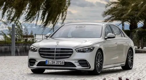 新一代奔驰s级定位下沉仅71万起售比以前低了20多万