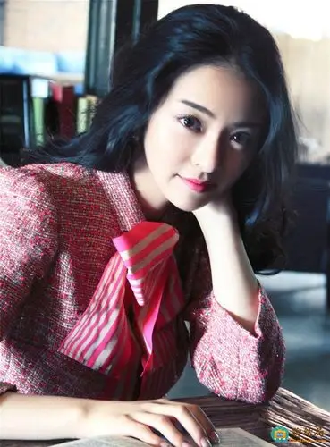 种丹妮气质写真(9851163)_明星库-聊结局