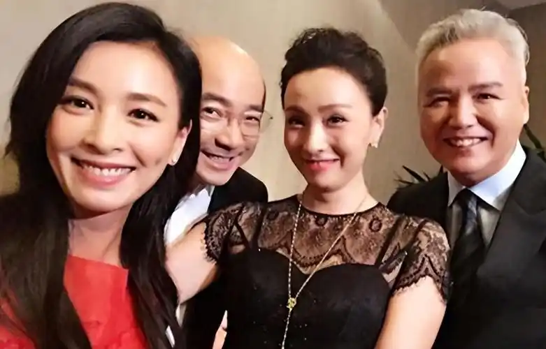 回顾容忍丈夫找小三,屡遭背叛却不离婚,陶虹远比你想得更能忍