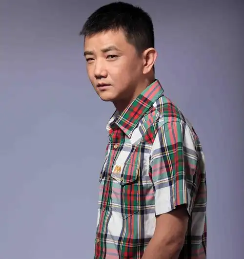 解密飞龙陈江年扮演者是谁老戏骨李楠个人资料及演艺经历介绍