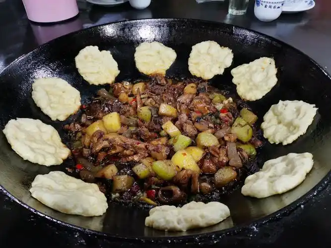 味道很不错的柴火鸡