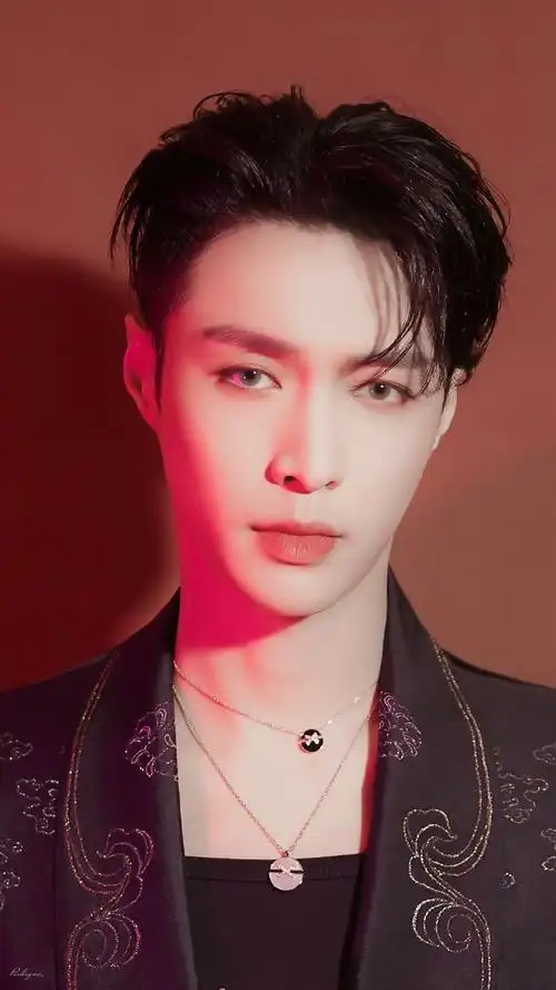 2020-11-26 10:57:46张艺兴exo8b1f18dfec9c476a840dd6529e3f62e1该