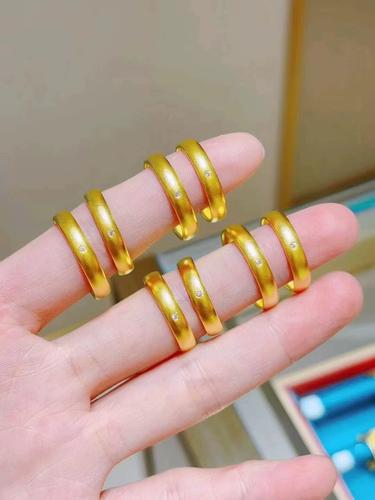 黄金戒指999足金材质金重10克左右