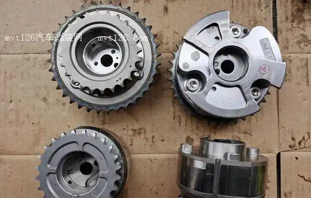 皇冠发动机大修图:这就是皇冠发动机液压顶杯及摇臂.