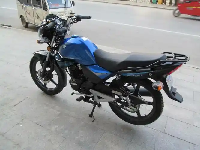 轻骑铃木骏驰gt125