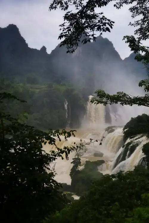花千骨拍摄地德天瀑布