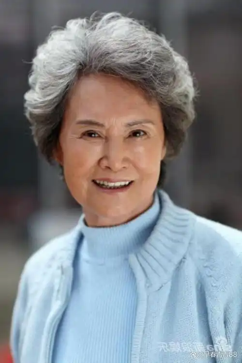 至今还活跃在舞台上的几位八十岁以上的老演员