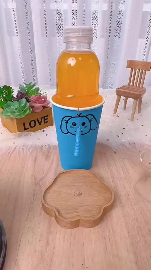 手工制作#瓶子不要扔,做个好玩动力饮水机,让孩子爱上喝水