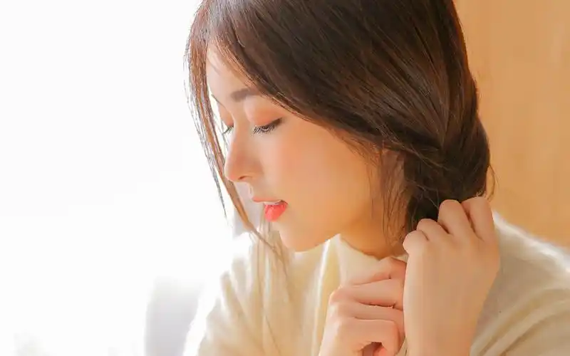 清纯美女性感写真高清电脑桌面壁纸