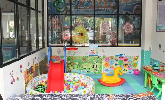【开心岛儿童水上乐园】婴儿游泳1次,提供免费wifi