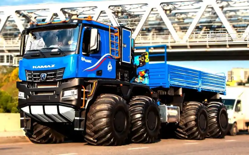 战斗民族之光重卡比奔驰沃尔沃强这就是俄罗斯卡玛斯卡车