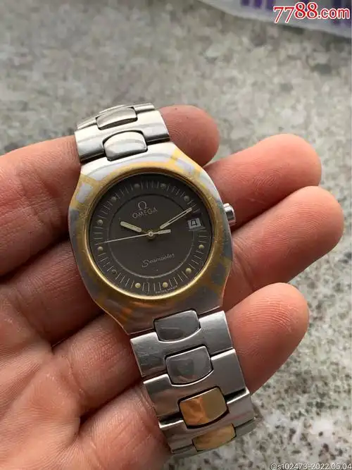 欧米茄夹金石英表