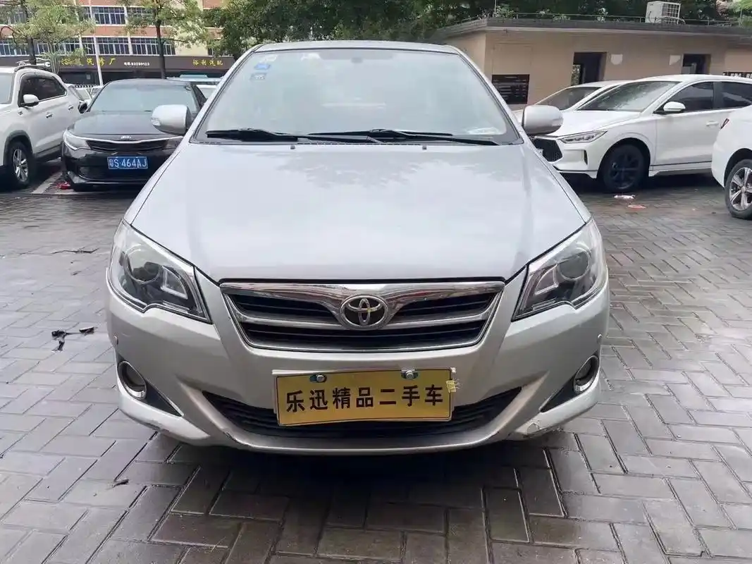 2015年丰田花冠,1.5l自动带天窗,2015年丰田花冠, - 抖音