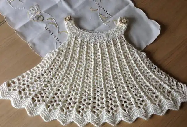 给宝宝织的小裙子美得让小朋友羡慕哭钩针编织附3款教程