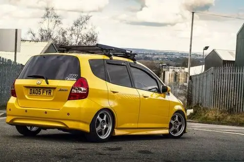 小身材成就大味道 本田老款飞度低趴改装