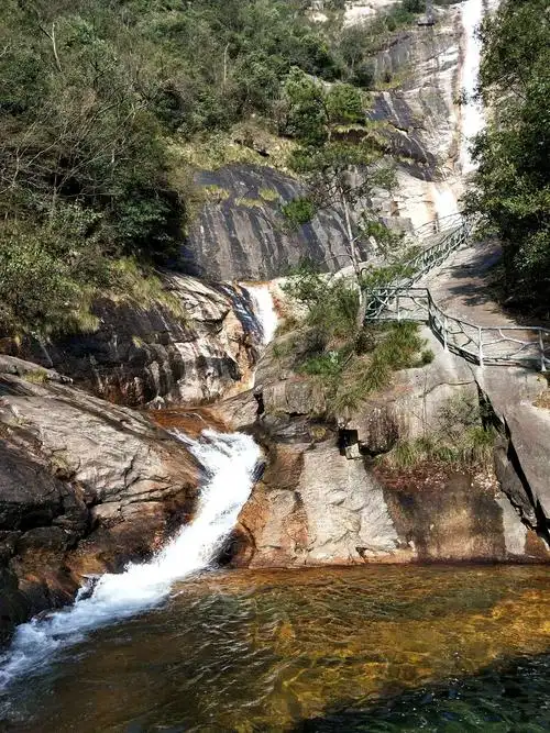 要说黄山水,当属九龙瀑