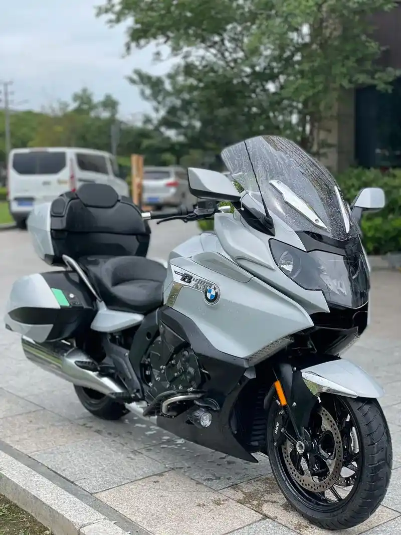 2020年11月上牌02宝马k1600ga02赫拉姆银 顶级巡航系列02个人