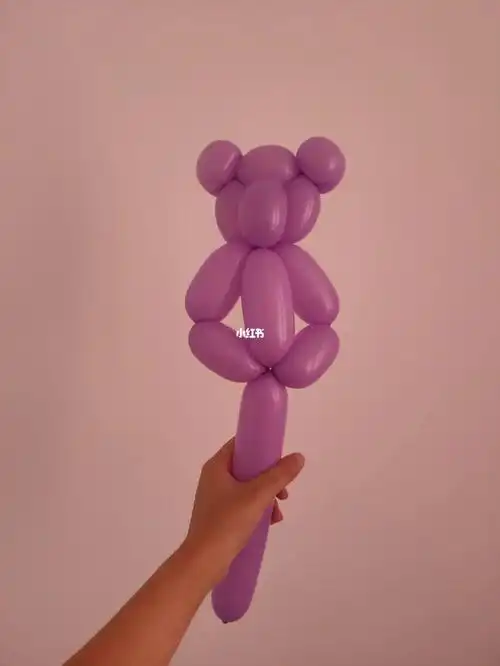 气球小熊