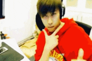 小智再谈卢本伟:一点绝地求生常识都没有,马飞飞曾极度尴尬_网易订阅