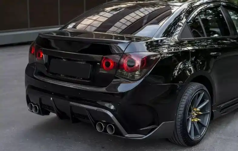 现实版的"美女与野兽"——雪佛兰科鲁兹变身黑武士