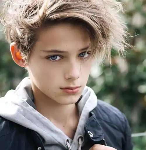 原创12岁就被誉为世界第一美少年6年后他完美蜕变帅气依旧