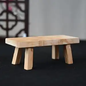 木制工艺品小板凳