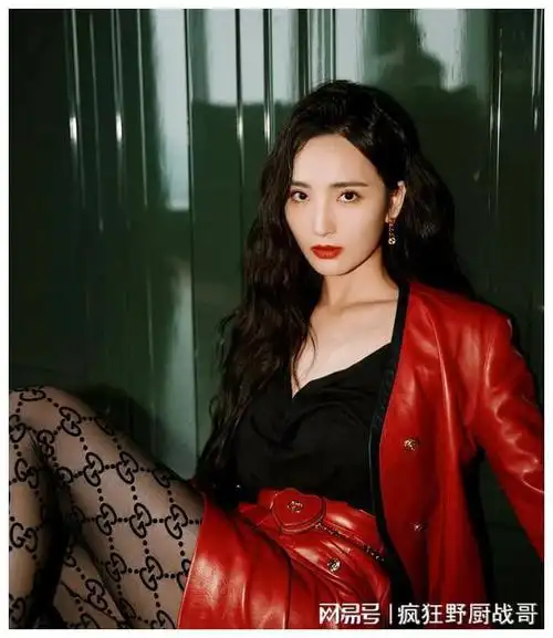 台媒报道,李鸿其出席记者会时被问到和女朋友王紫璇感情状况,他大方