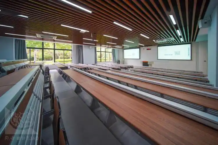 长安大学的智慧教室来了,可以这样上课