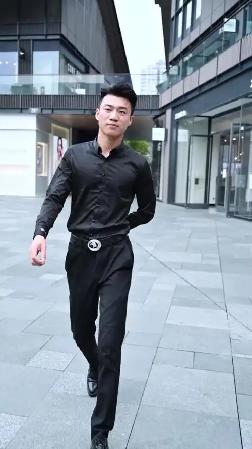 阿灿叔只要回头,就可能火了