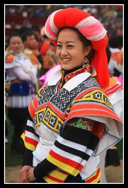 【转载】大山深处的惊艳(三)——小花苗"跳花"节,追寻斑斓的色彩