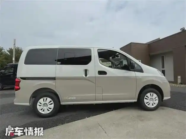 日产nv200改装案例!喜欢床车的可以借鉴一下,开着上班也没问题