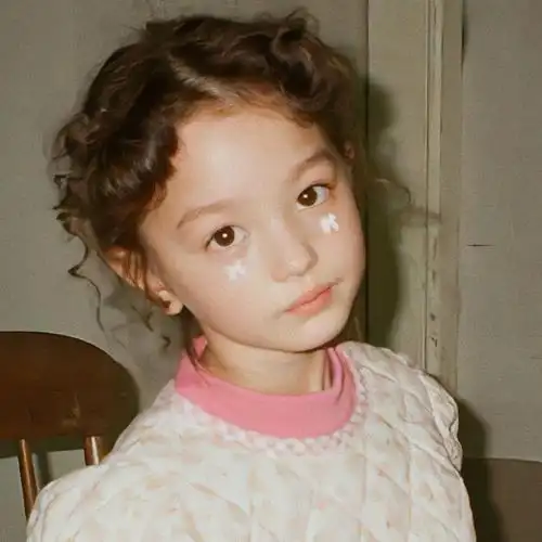 美式小孩姐头像