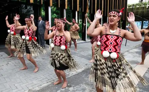 [新西兰首都奥克兰]为什么新西兰的首都是惠灵顿而不是奥克兰