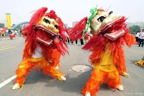 南狮威武,北狮雄壮,舞出吉祥如意中国年