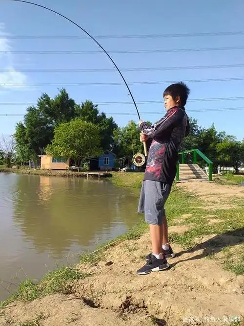 为了钓鱼而迈出国门的那些钓鱼人,都是被残酷的现实给逼的啊
