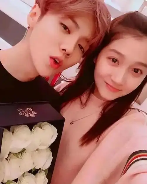 回顾:离开美颜滤镜离开精修,这些女明星,照样称得上是"腿精"