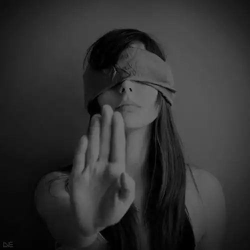 我们爱得很卑微|小清新-芒果唯美图片(www.mangowed.com)